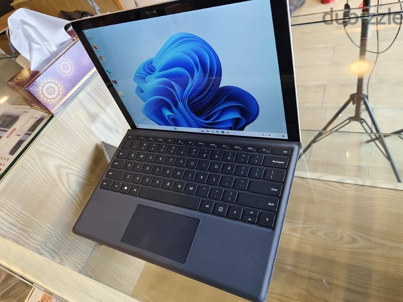 Microsoft surface pro i5 6th gen 4/128 1