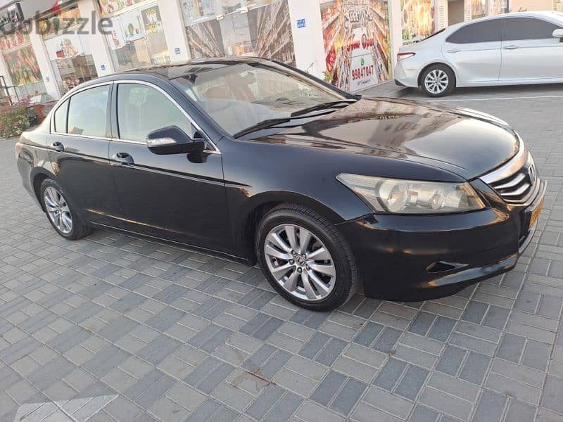 Honda Accord 2012 full option no accident 6