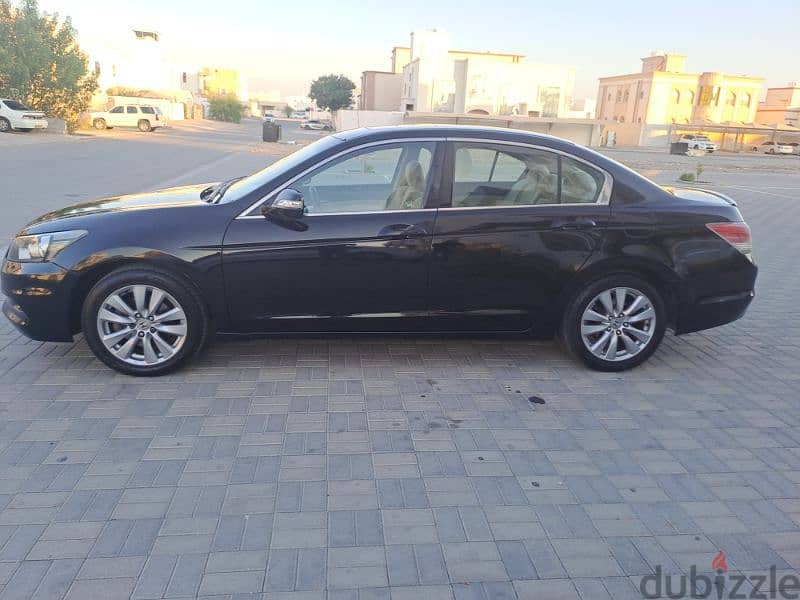 Honda Accord 2012 full option no accident 9