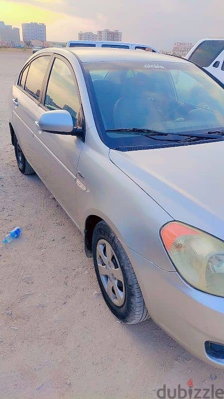 Hyundai Accent 2010 1