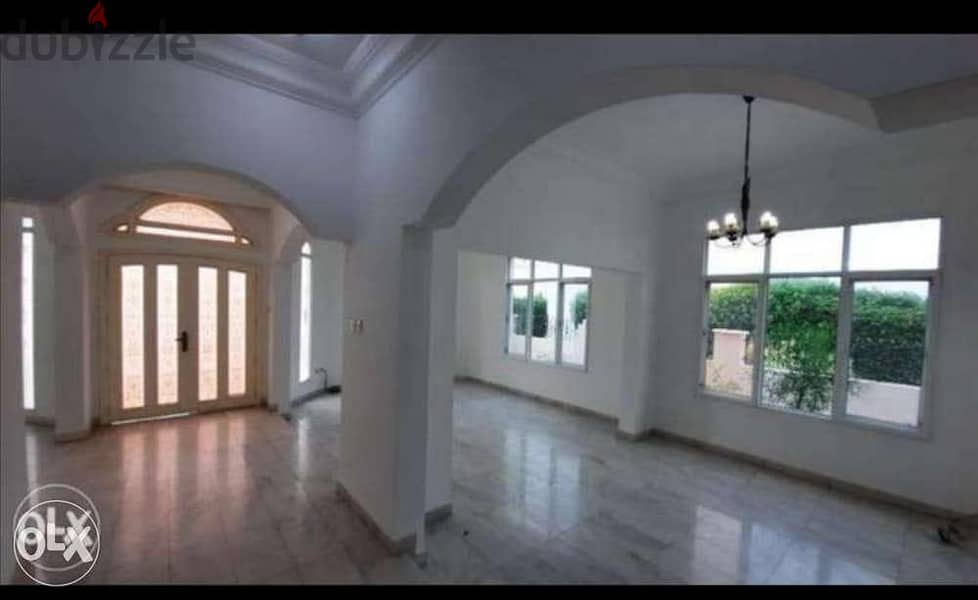 "SR-JM-664  Premium Quiet Villa for Rent in Al Hail North 4