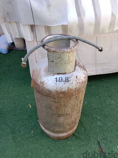 Gas cylinder 0