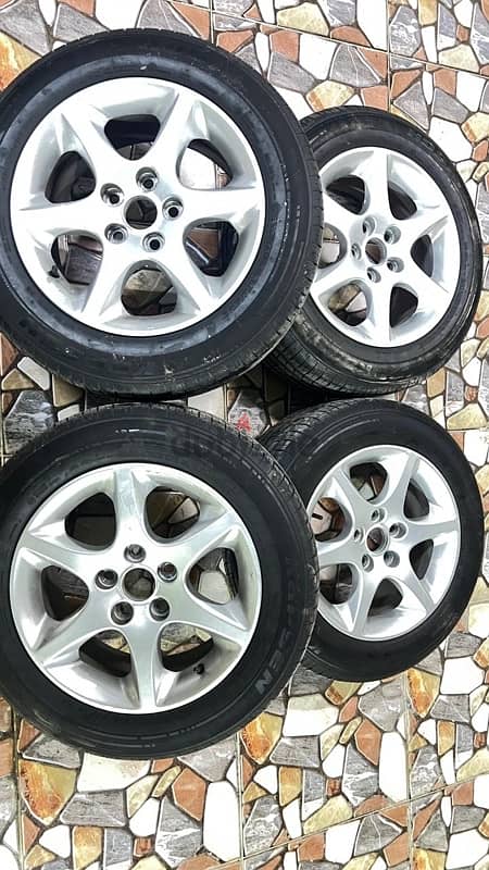 lexus GS300 16” original rims with tyres (1998-2005) 0