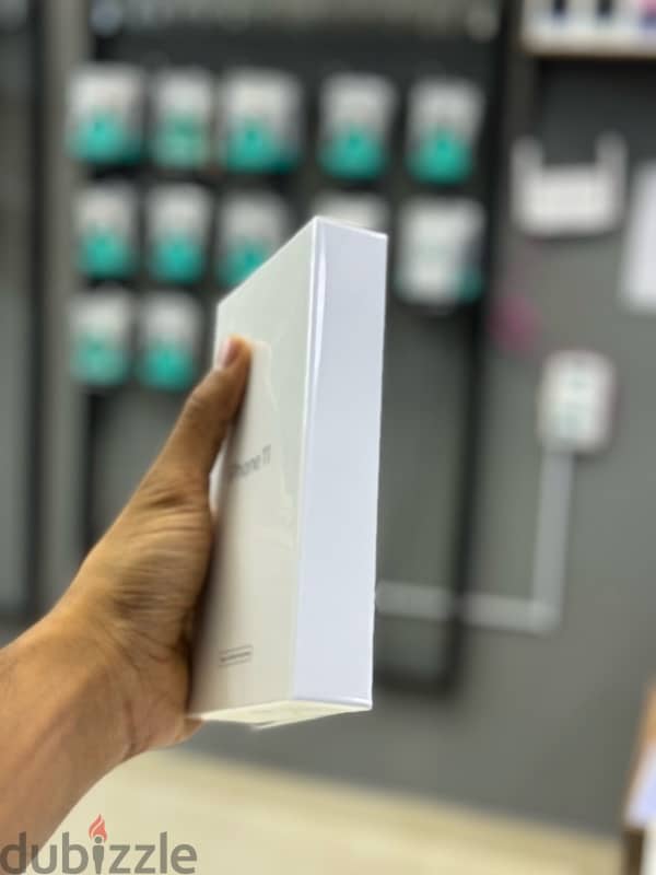 iPhone 11 128GB brand new amazing price with free accessories 3