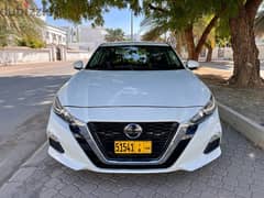 2019 Nissan Altima , in excellent condition! 0