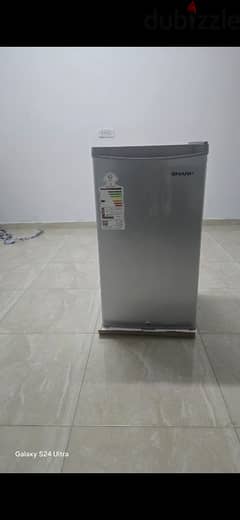 new fridge with warranty almost 20 days used for sale 0