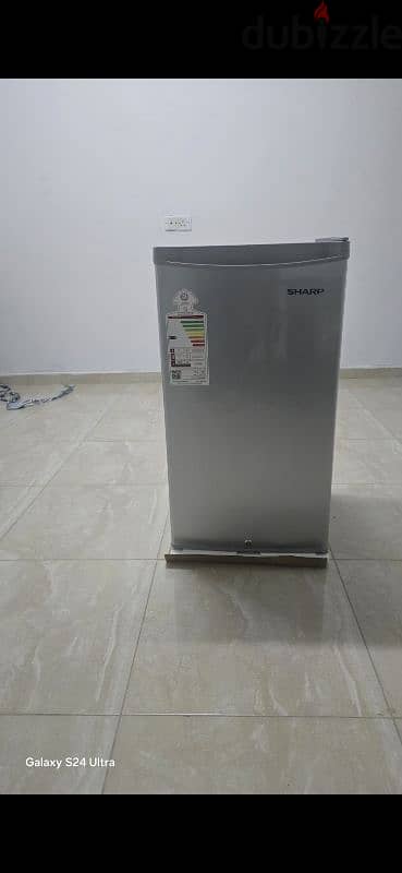 new fridge with warranty almost 20 days used for sale 0