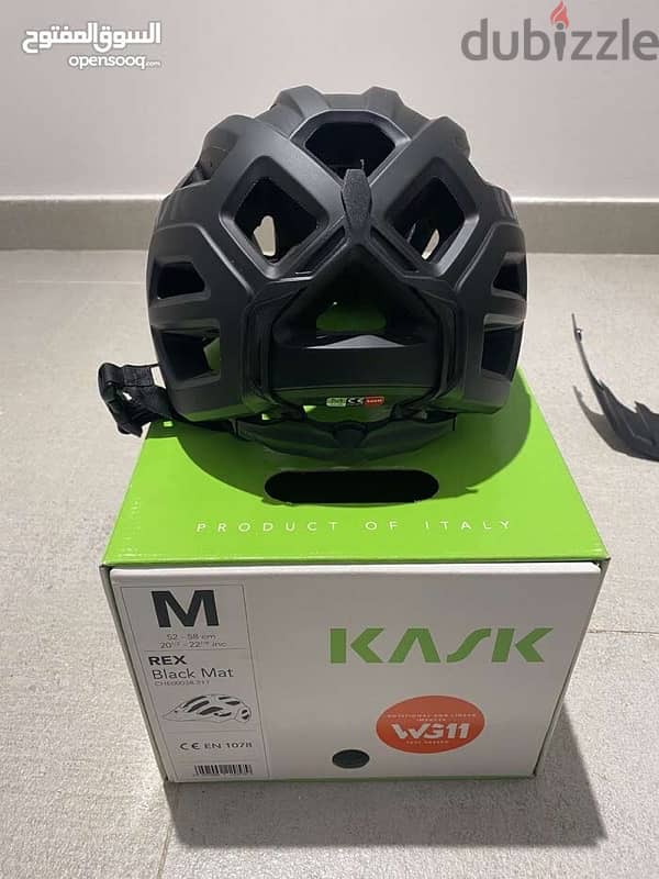 للبيع خوذة رأس للدراجات / Bicycle helmet for sale 1