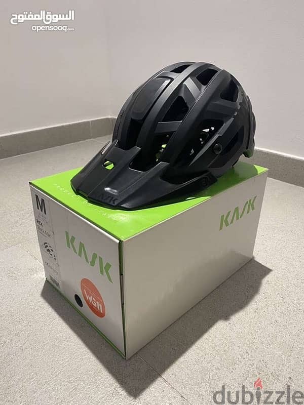 للبيع خوذة رأس للدراجات / Bicycle helmet for sale 3