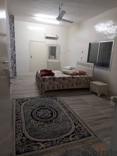 flat near muttrah hotel (alwashl)