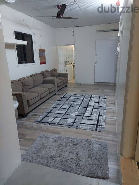 flat near muttrah hotel (alwashl) 1