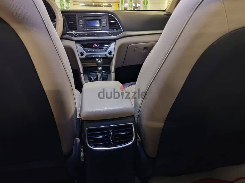 Hyundai Elantra 2017 4