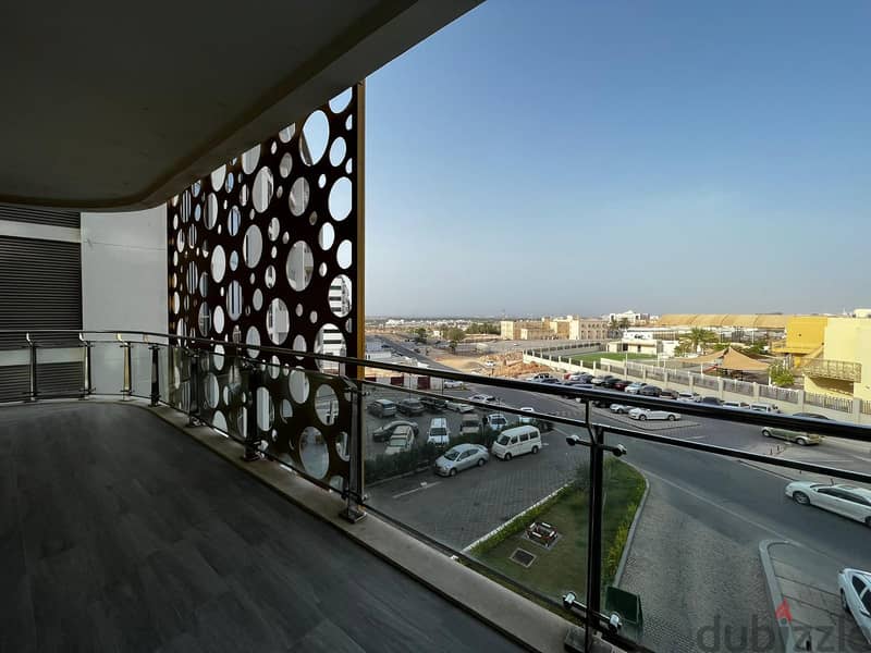 2 BR Amazing Apartment in BLV Tower, Muscat Hills 4