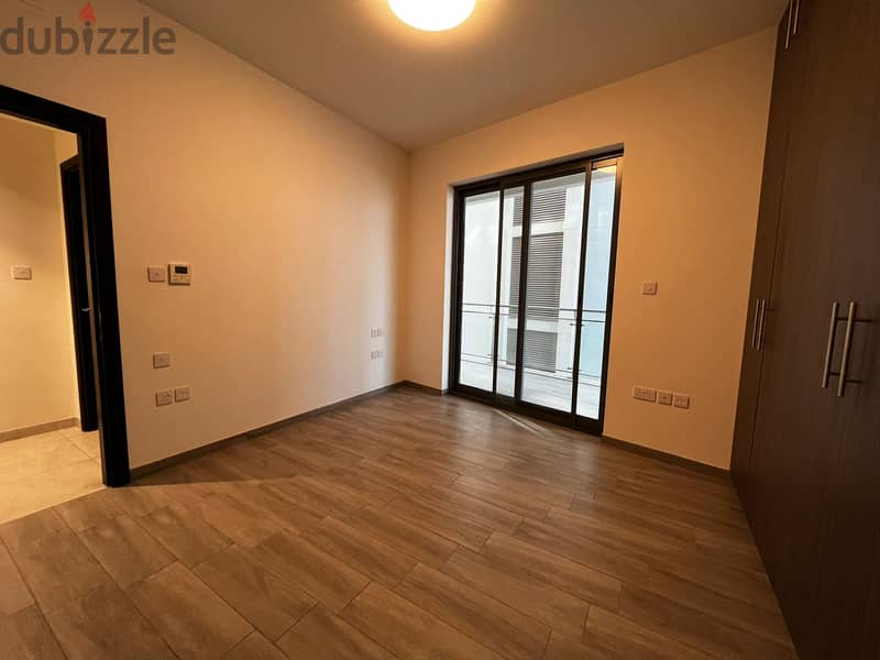 2 BR Amazing Apartment in BLV Tower, Muscat Hills 7