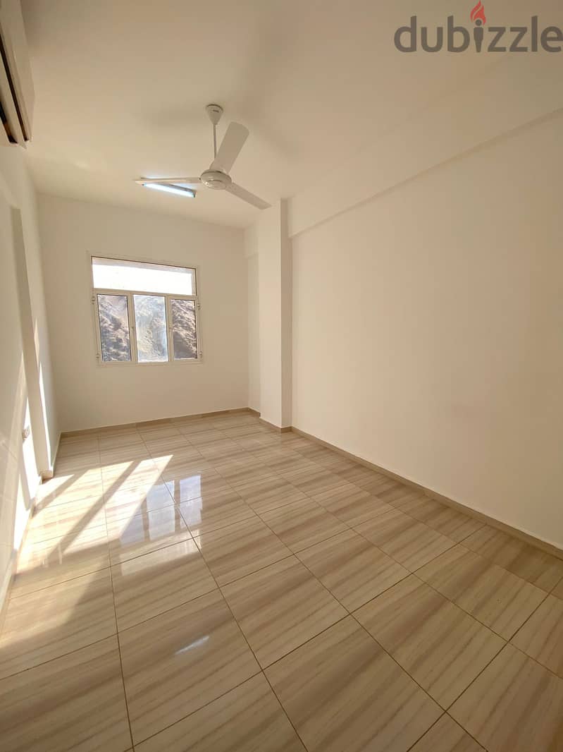 Beautiful apartment in Bousher شقة جميلة في بوشر قريبة من مطعم الضيعة 11