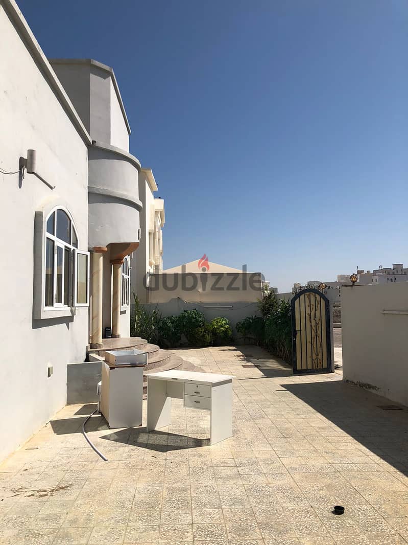 فيلا راقية في المعبيلة الجنوبية قريبة من شارع الخير villa in Maabela 4