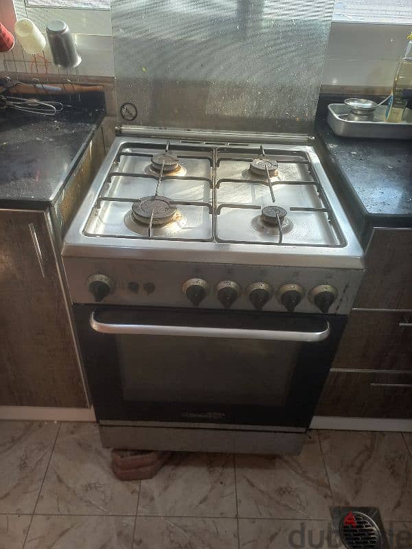 4 burner with oven&grill 2