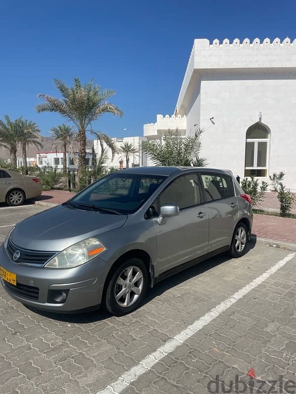 Nissan Versa 2011 3