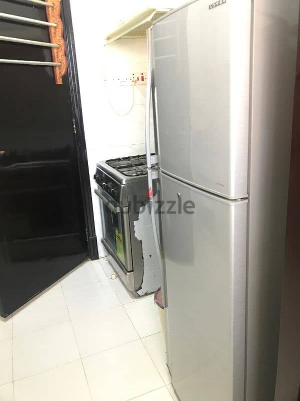 Furnished flat Alkhoudh for yearly rt شقة ف الخوض مؤثثة للإيجار السنوي 5