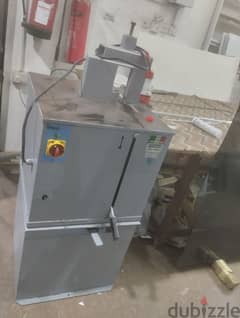 Aluminium cutting machine 0