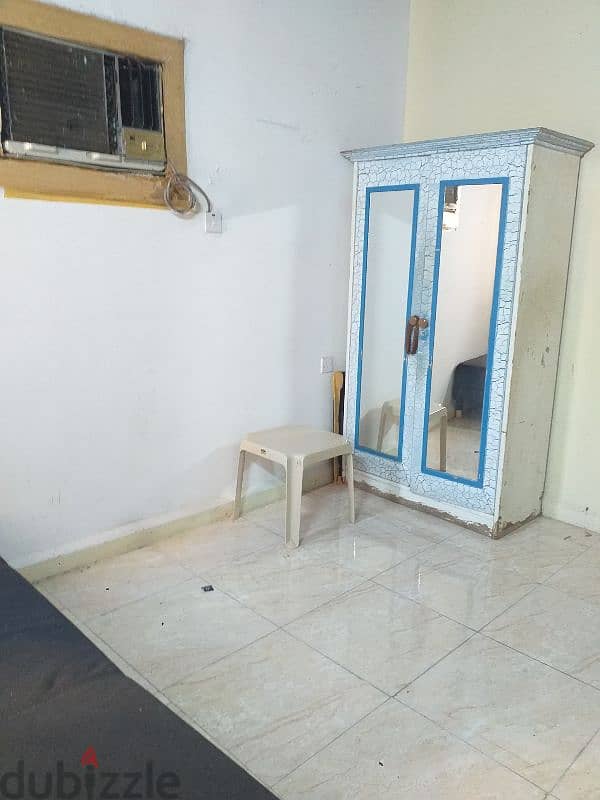 single room for rent, oposite shaker mall(lulu) al khuwair 2