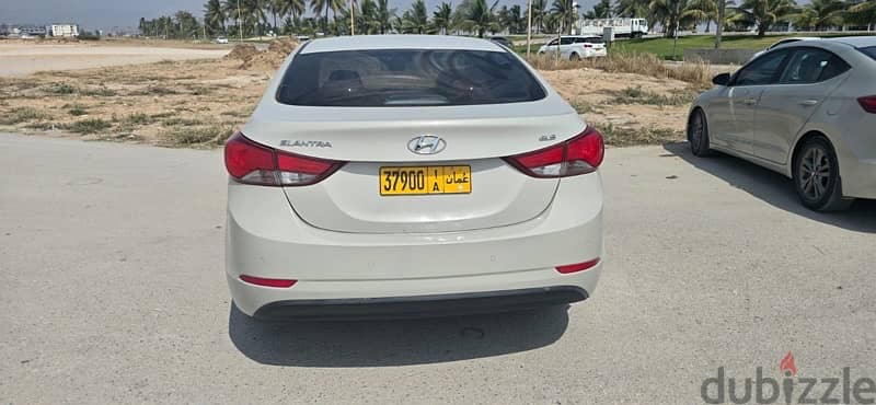 Hyundai Elantra 2016 1