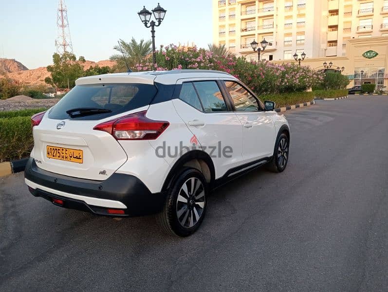 Nissan Kicks 2018 GCC 1.6L 79kkm full option (77474894) 3