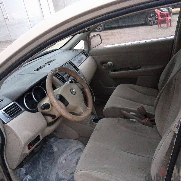 Nissan Tiida 2011 watsap +96895658802 1