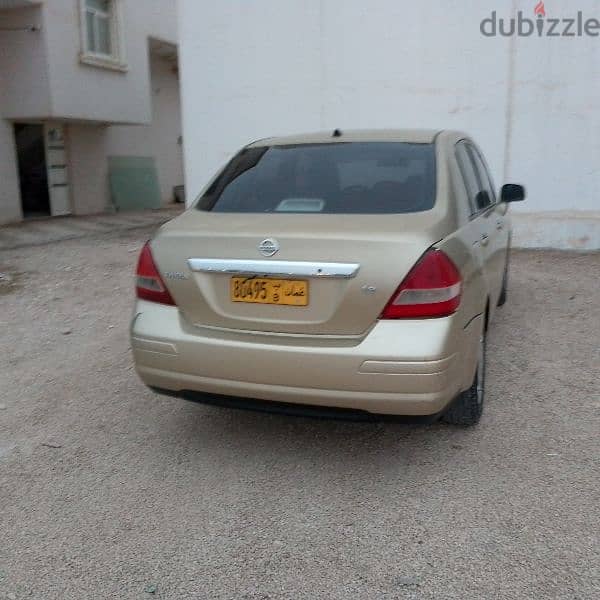 Nissan Tiida 2011 watsap +96895658802 2