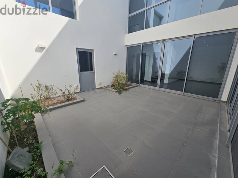 3 Bed Villa Way The Wave Muscat Almouj 7