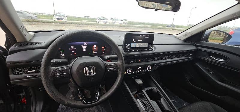 Honda Accord 2023 6