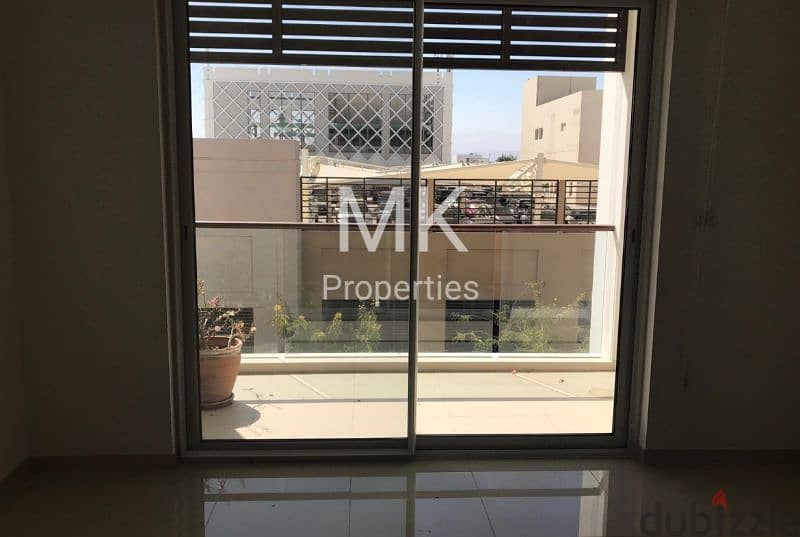 Apartment /Excellent sale /freehold شقة 2غرف نوم / تملک حر موج مسقط 2