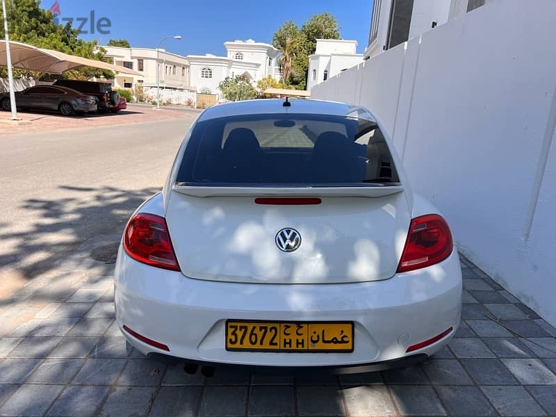 2012 Volkswagen Beetle 2.5 , in excellent condition! 1