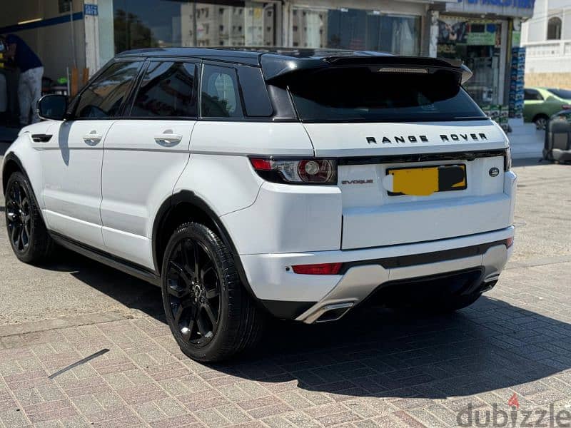 Land Rover Evoque 2012 1