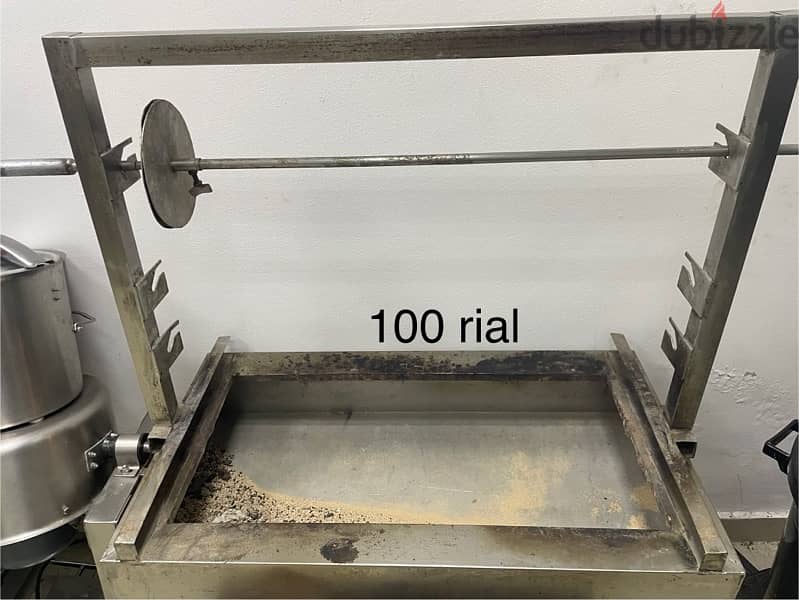 معدات مطعم للبيع بحالة جيدة 7