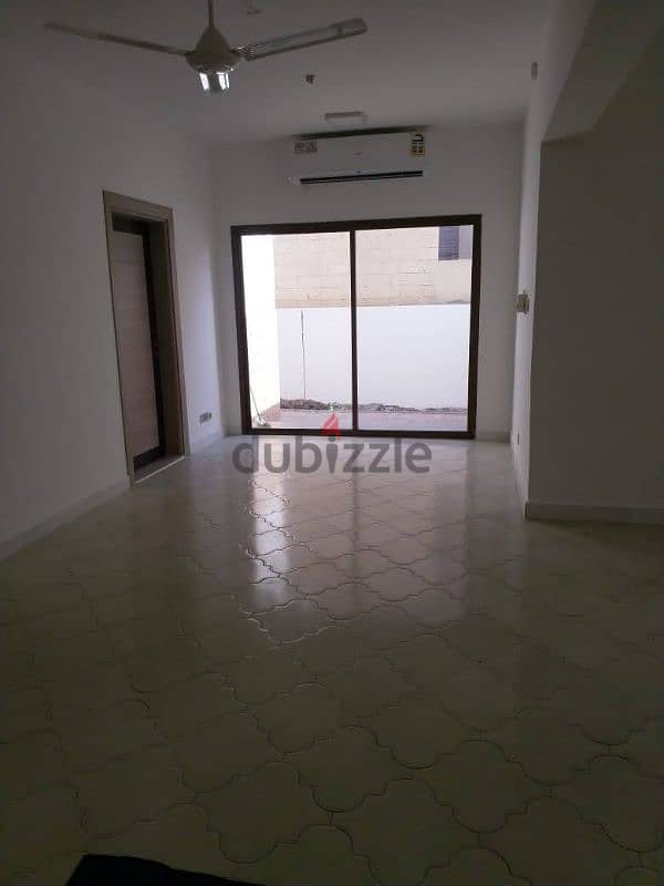 villa for rent in Al Hail North opposite the village project 4