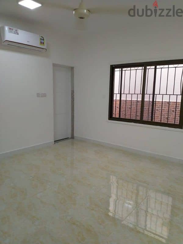 villa for rent in Al Hail North opposite the village project 8