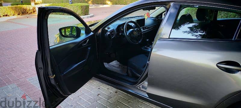 Mazda 3 2016 very good condition 4