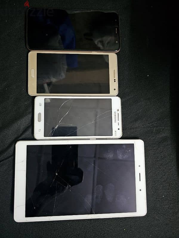 3 phone one tab 0