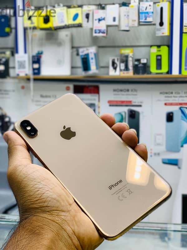 IPHONE XS MAX 1