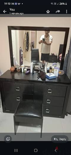 dressing table 0