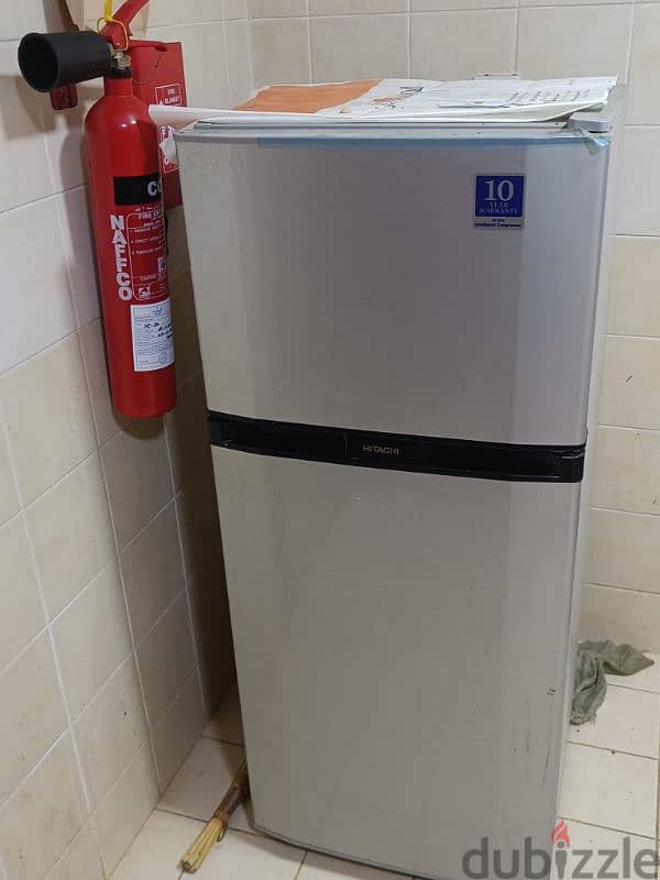 Hitachi fridge 270 ltr 0