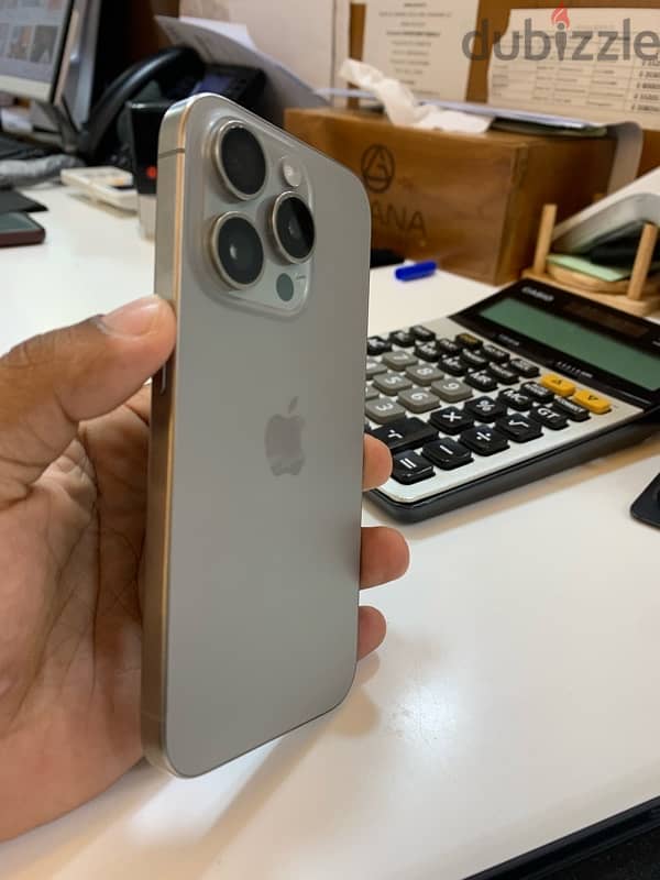 IPHONE 15 pro 256 2