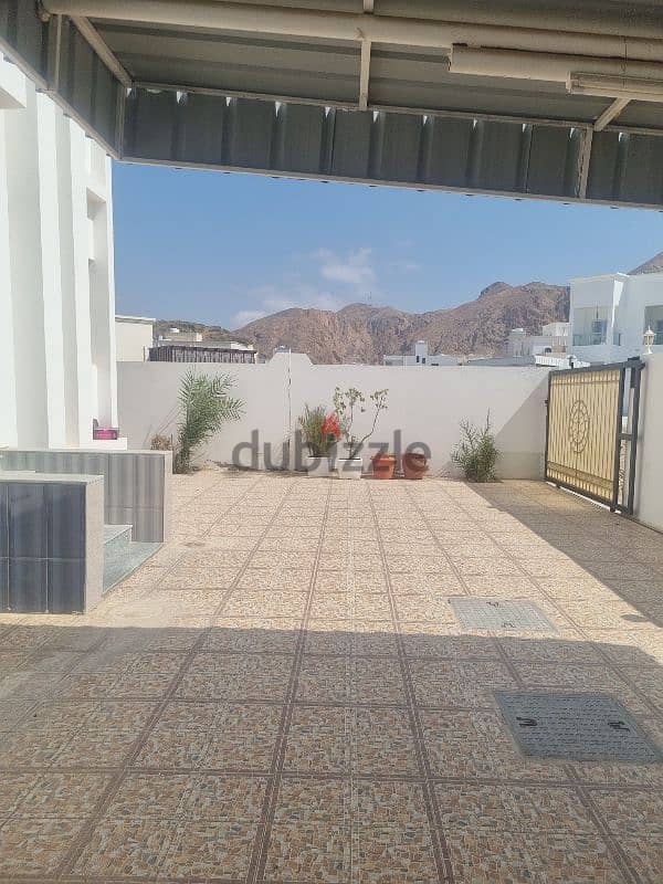 Luxury Villa for Rent in Al Mahaj, Al Amarat 3