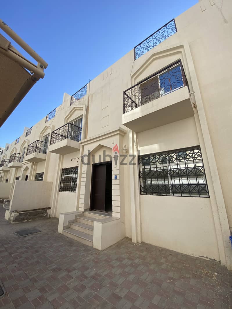 5me13-Amazing 4BHK villa for rent in bosher al mona 17