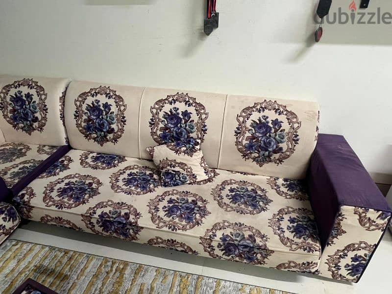 Elegant Floral Majlis Sofa Set (with corner tables, and more) 3