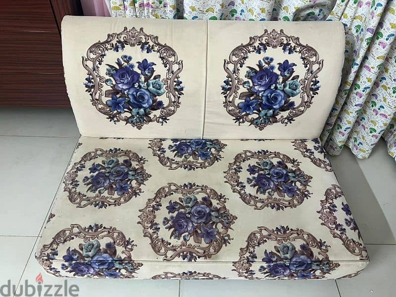 Elegant Floral Majlis Sofa Set (with corner tables, and more) 4