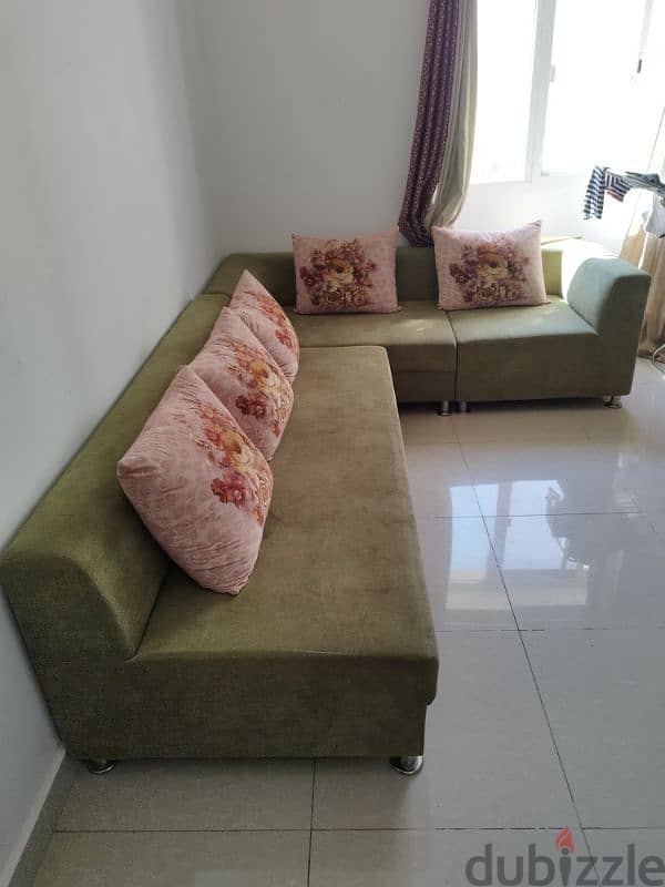 5 seater L shaped sofa 1