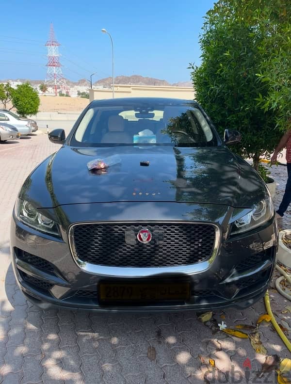 Jaguar E-PACE R-DYNAMIC HSE 2019 2