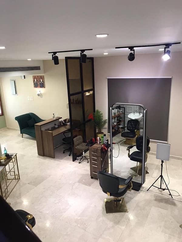 salon for sale with all equipments 3